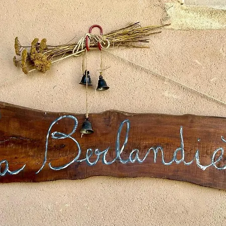 Holiday home La Berlandiere Un Petit Coin De Paradis Taillant