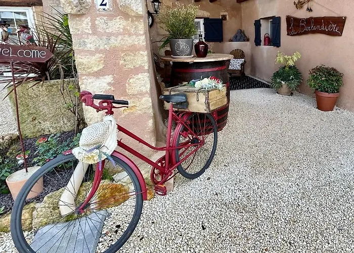 Casa de Férias La Berlandiere Un Petit Coin De Paradis Taillant