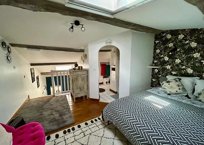 Casa de Férias La Berlandiere Un Petit Coin De Paradis Taillant