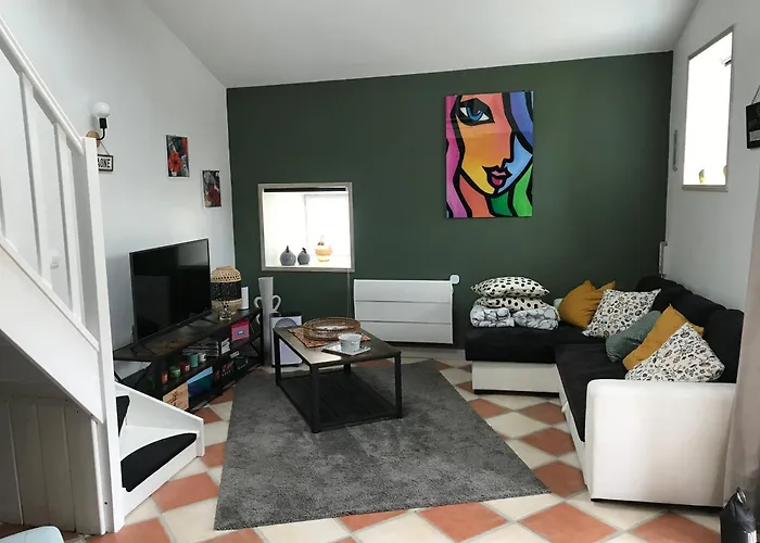 Casa de Férias La Berlandiere Un Petit Coin De Paradis Taillant